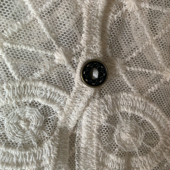 Maurices Sheer Lace Sleeveless Button Back Top - Picture 11 of 14